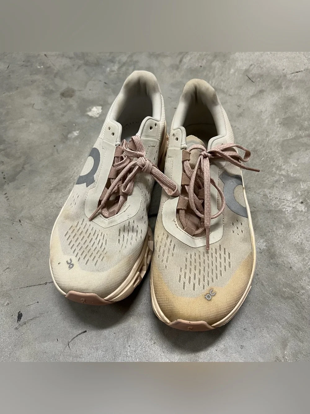 On Cloudmonster Running Sneaker In Moon/Fawn - Women's Size 8.5 (61.97785) READ